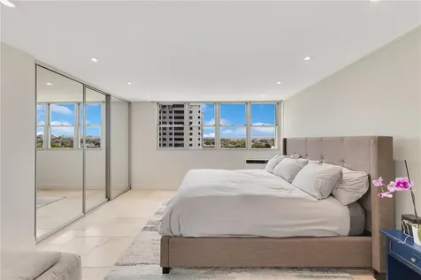 2305 Laurel San Juan PR 00913