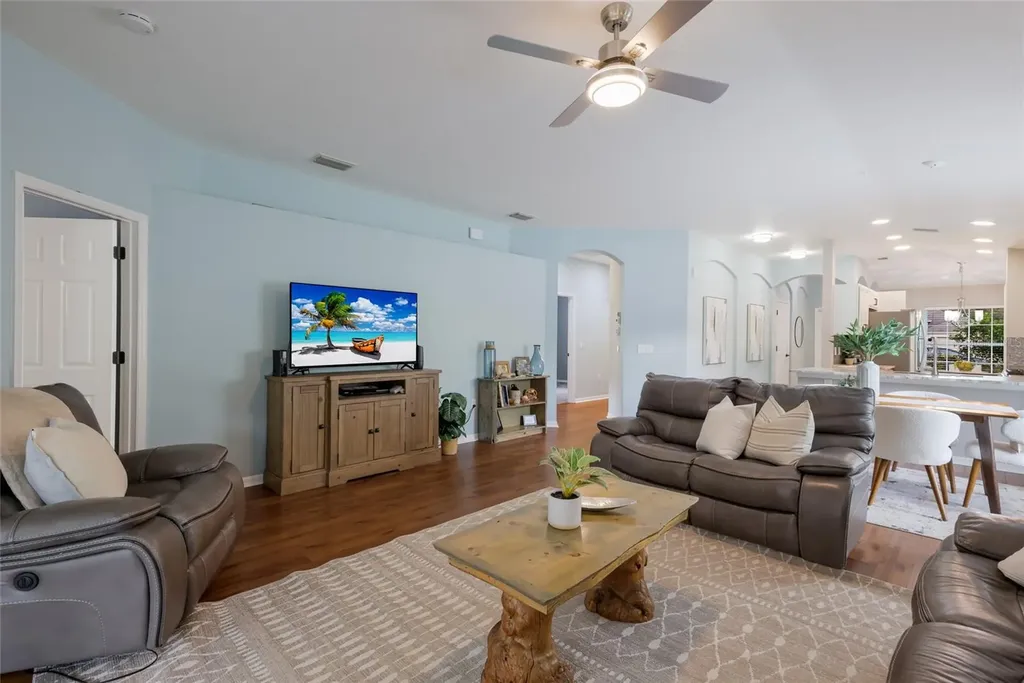 6110 Blue Runner Court Bradenton FL 34202