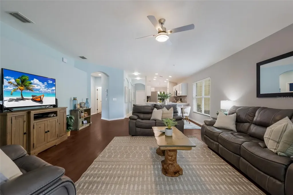 6110 Blue Runner Court Bradenton FL 34202