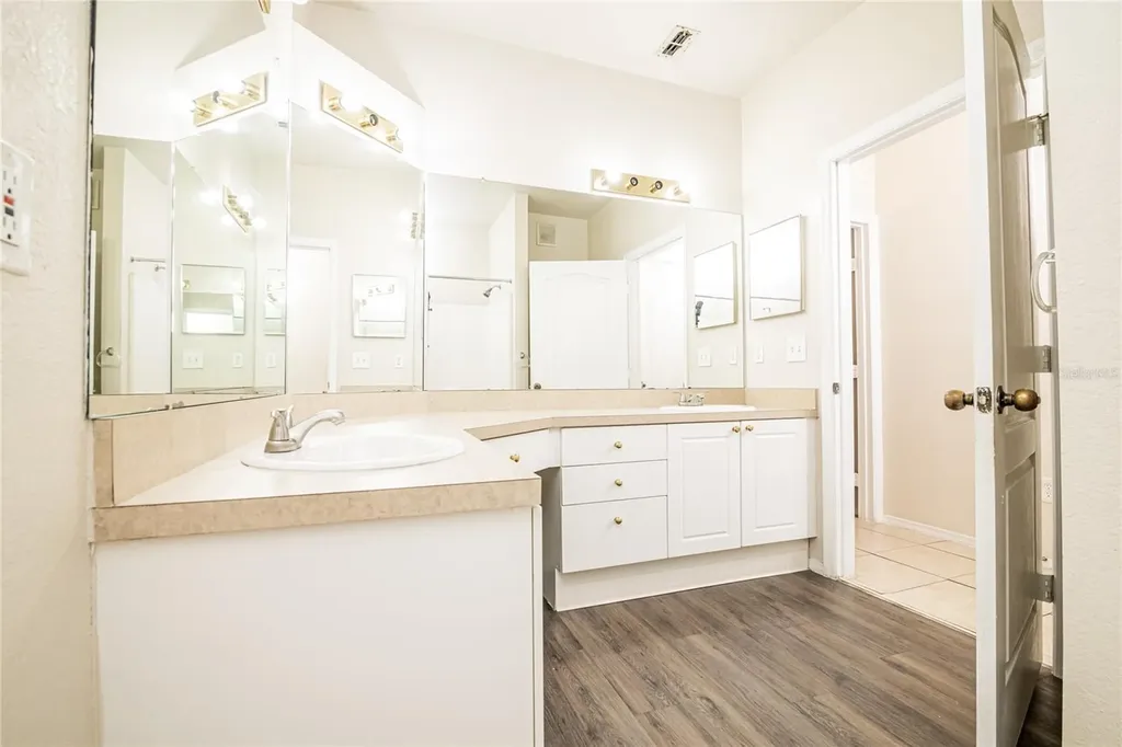 3391 S Kirkman Road Orlando FL 32811