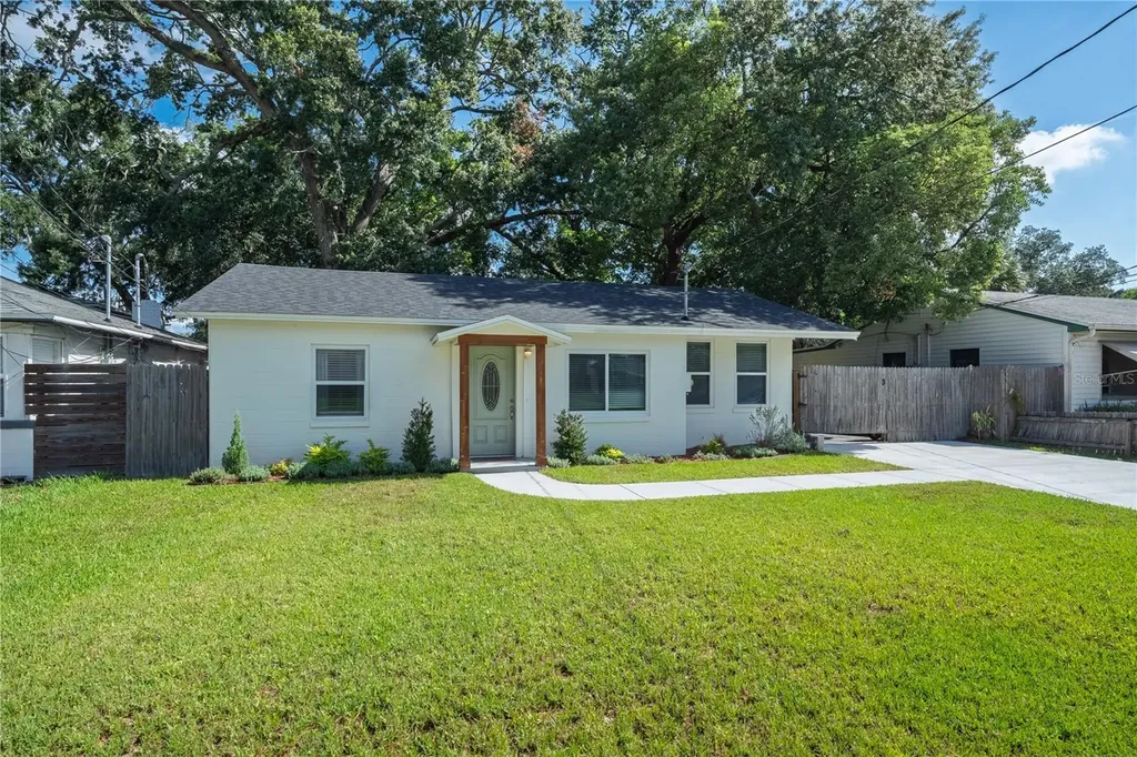 915 Dowd Avenue Orlando FL 32804