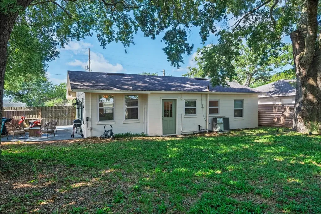 915 Dowd Avenue Orlando FL 32804