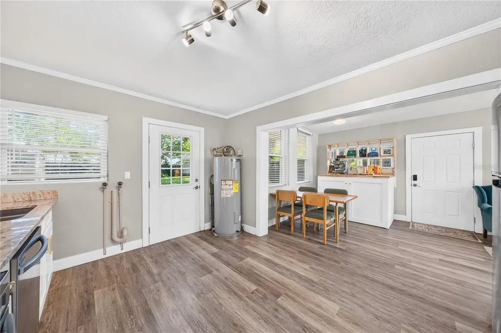 915 Dowd Avenue Orlando FL 32804