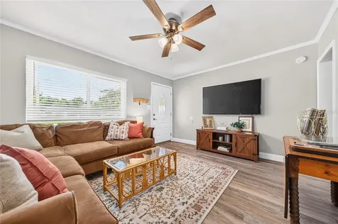 915 Dowd Avenue Orlando FL 32804