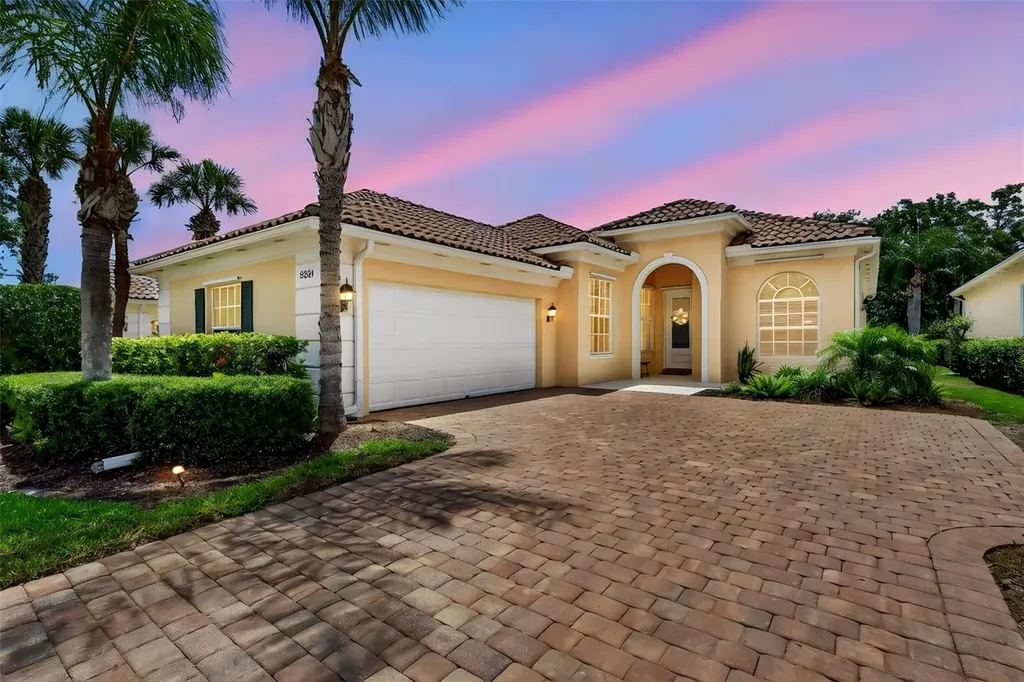 5821 Ferrara Drive Sarasota FL 34238