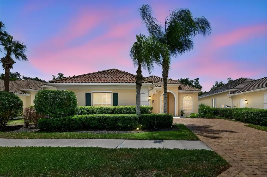 5821 Ferrara Drive Sarasota FL 34238