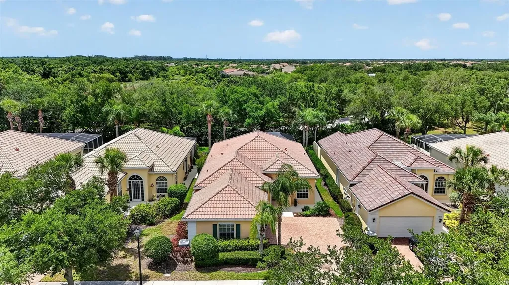 5821 Ferrara Drive Sarasota FL 34238