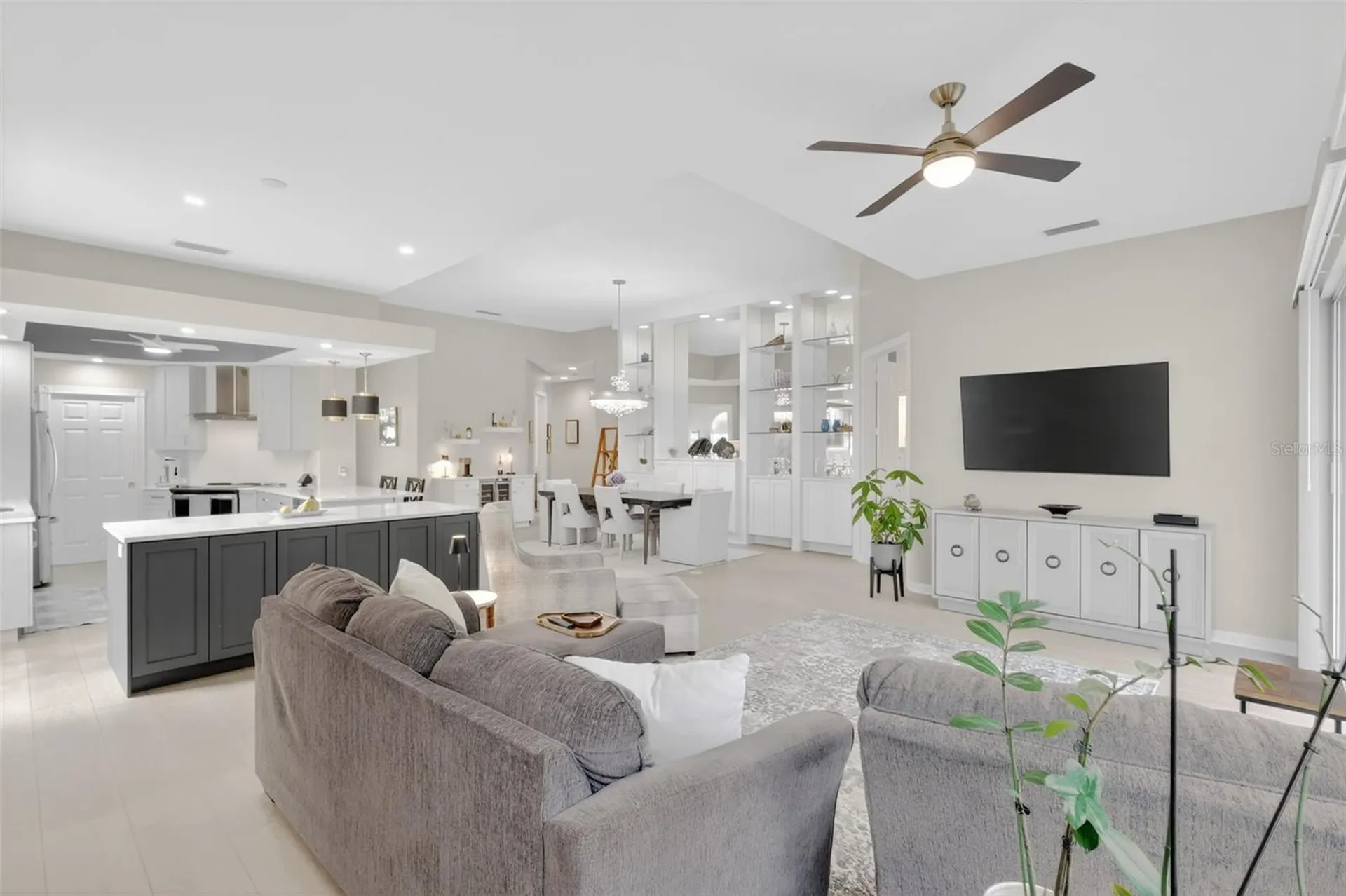 5821 Ferrara Drive Sarasota FL 34238