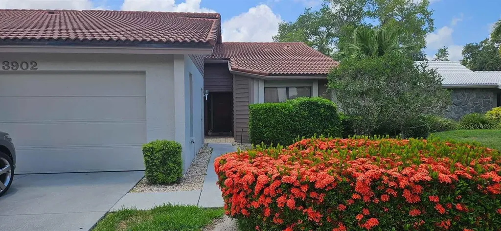 3902 Wilshire Drive Sarasota FL 34238