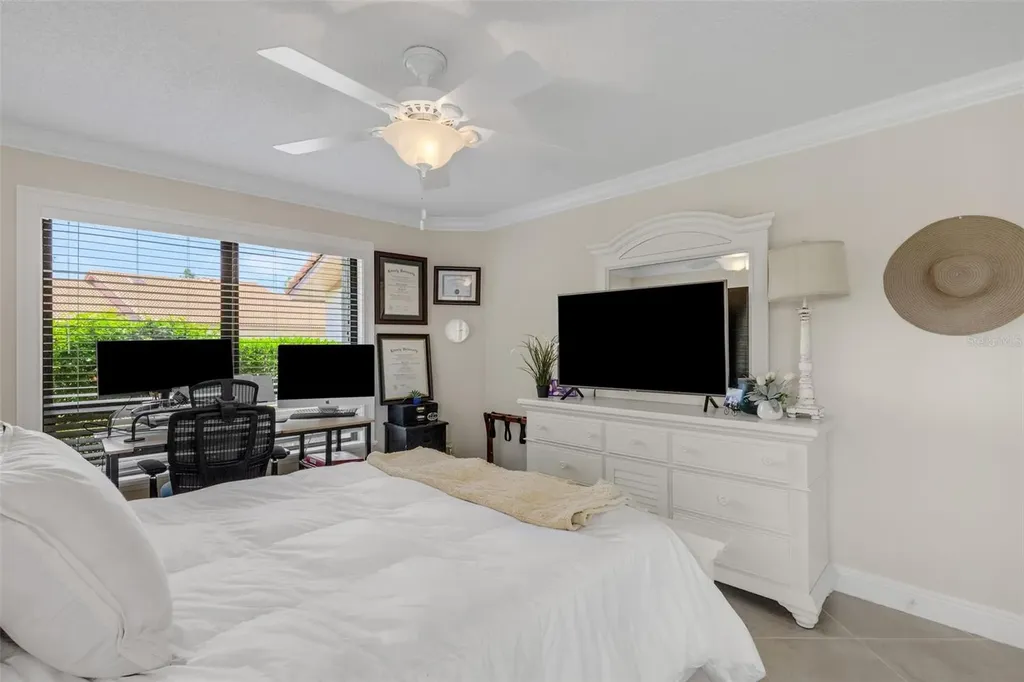 3902 Wilshire Drive Sarasota FL 34238