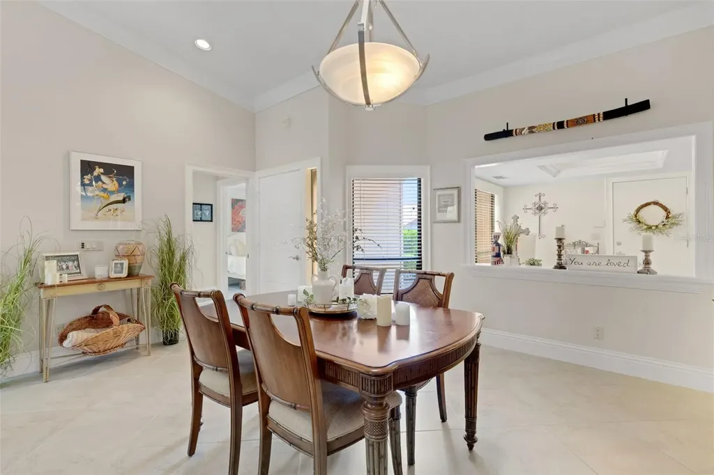 3902 Wilshire Drive Sarasota FL 34238