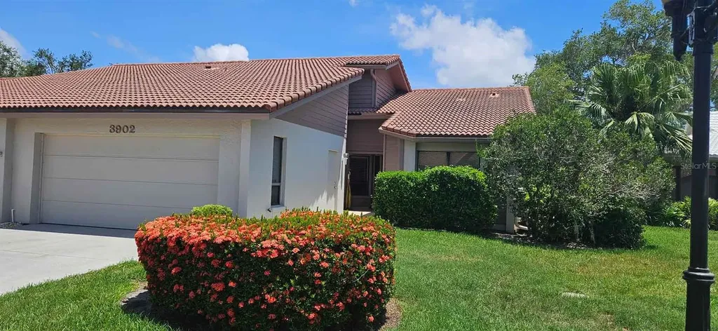 3902 Wilshire Drive Sarasota FL 34238
