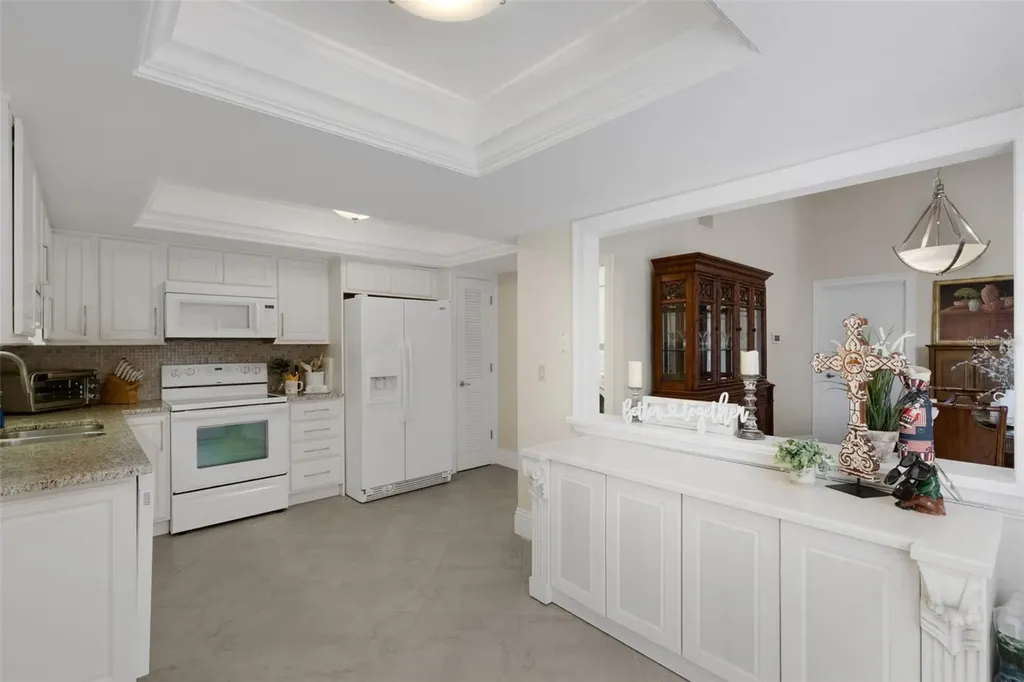 3902 Wilshire Drive Sarasota FL 34238