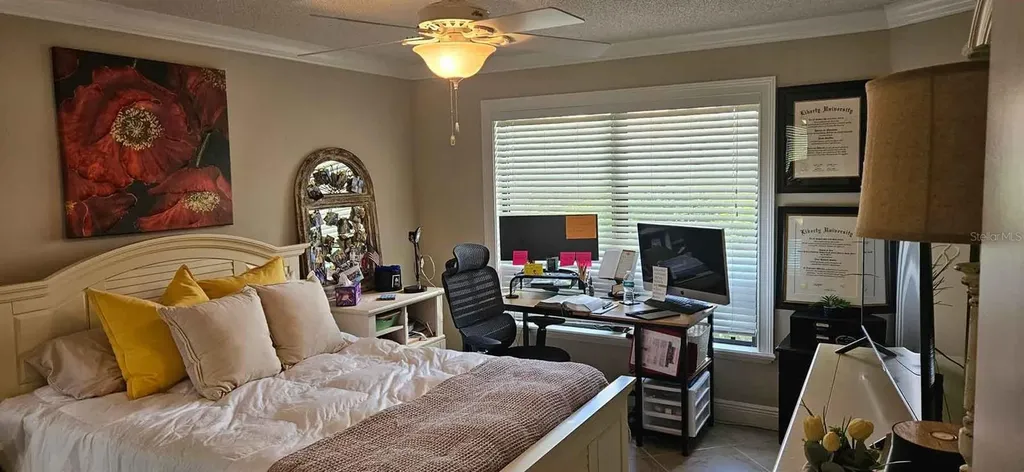 3902 Wilshire Drive Sarasota FL 34238
