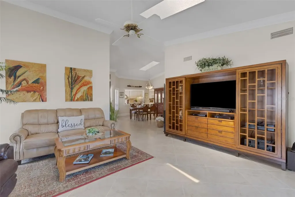 3902 Wilshire Drive Sarasota FL 34238