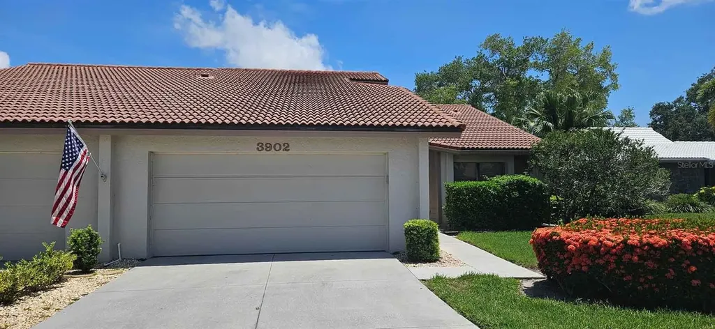 3902 Wilshire Drive Sarasota FL 34238