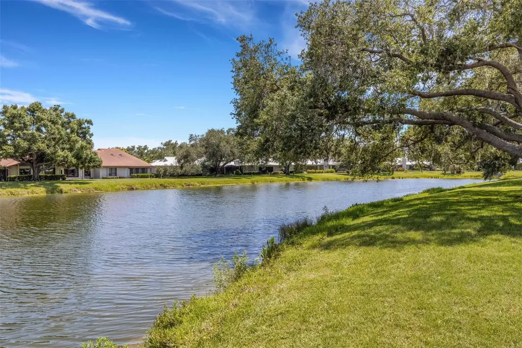 3902 Wilshire Drive Sarasota FL 34238