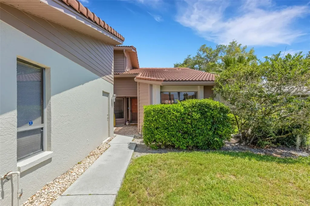 3902 Wilshire Drive Sarasota FL 34238