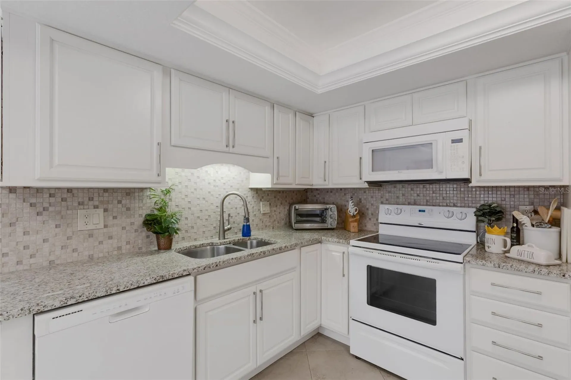 3902 Wilshire Drive Sarasota FL 34238