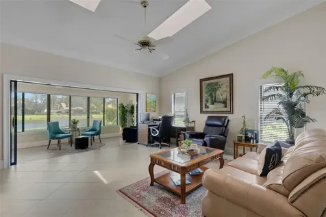 3902 Wilshire Drive Sarasota FL 34238