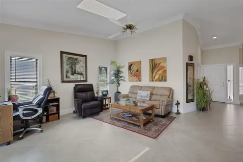 3902 Wilshire Drive Sarasota FL 34238