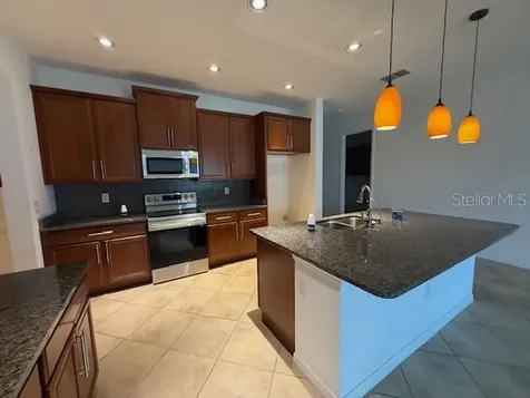 1284 Bonita Canyon Drive Poinciana FL 34759