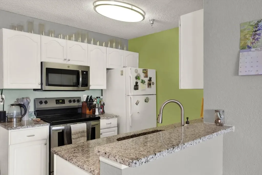 10265 Gandy Boulevard N St Petersburg FL 33702