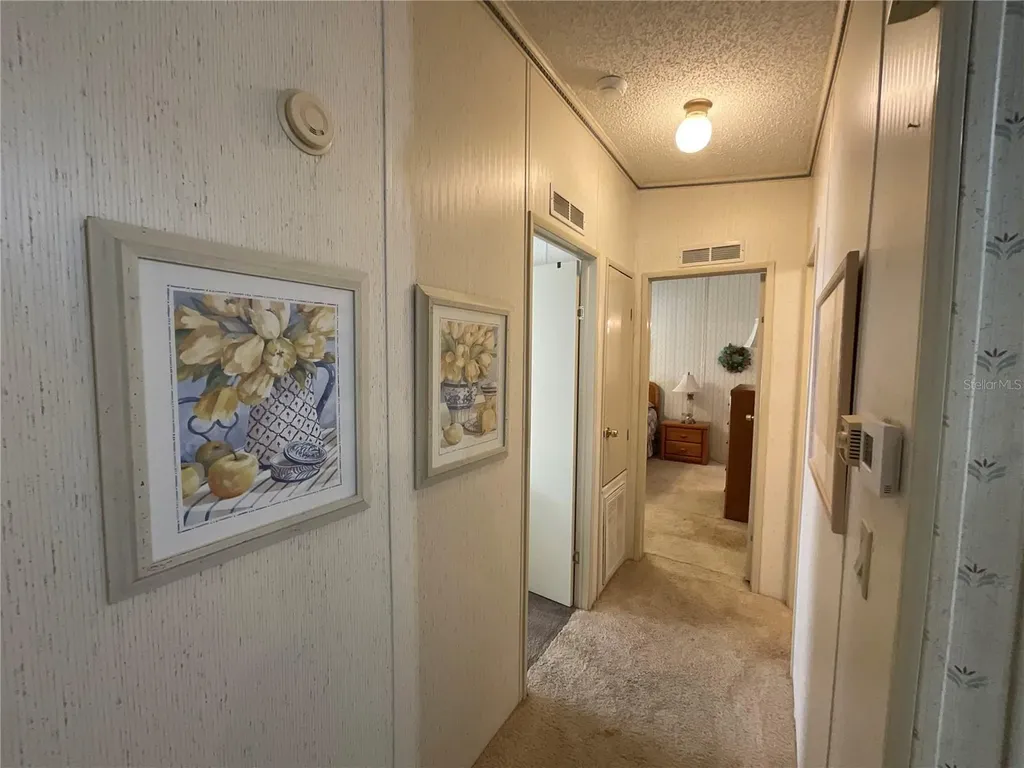 2607 Universal Drive Ruskin FL 33570