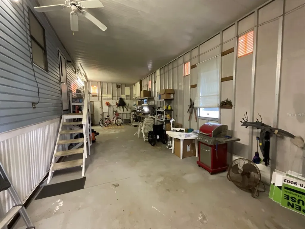 2607 Universal Drive Ruskin FL 33570