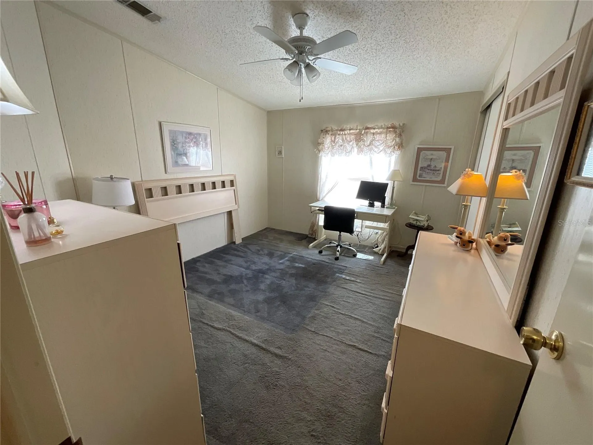 2607 Universal Drive Ruskin FL 33570