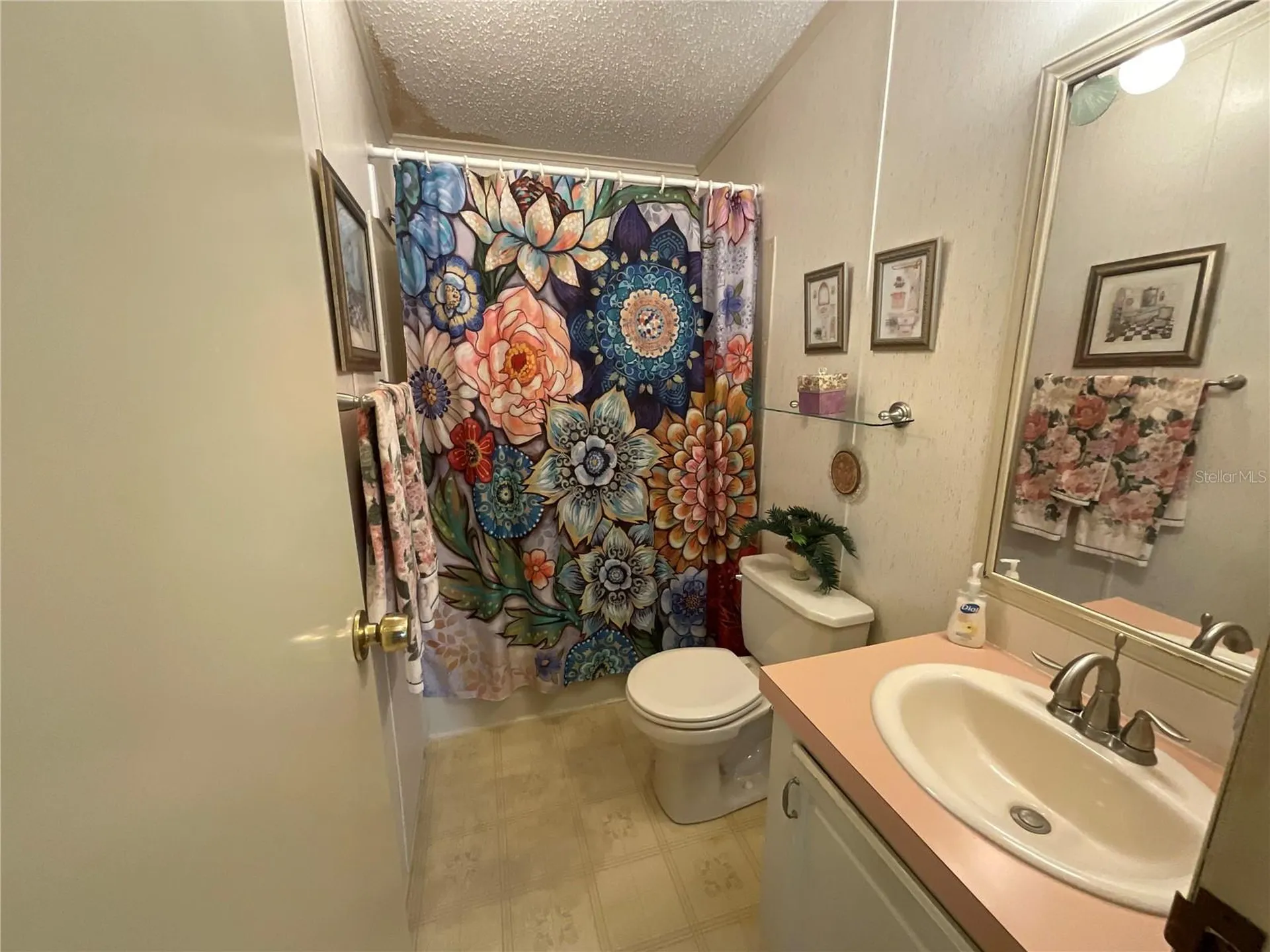 2607 Universal Drive Ruskin FL 33570