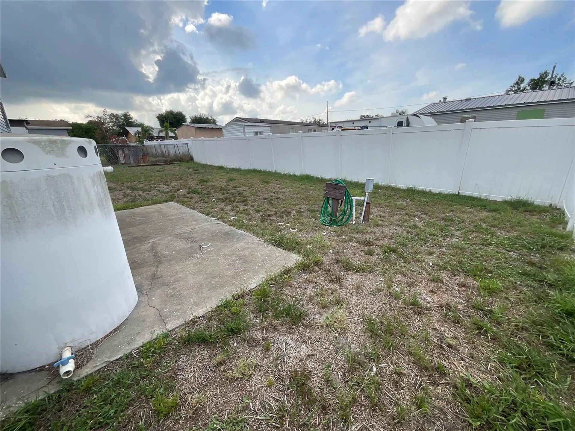 2607 Universal Drive Ruskin FL 33570