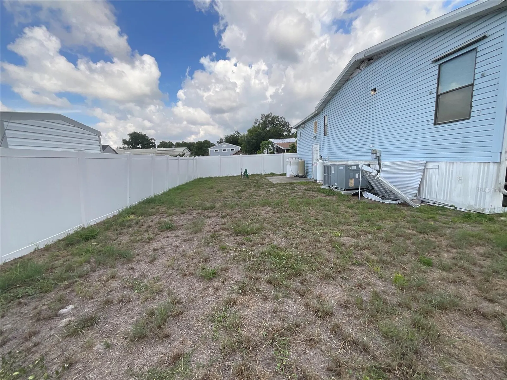 2607 Universal Drive Ruskin FL 33570