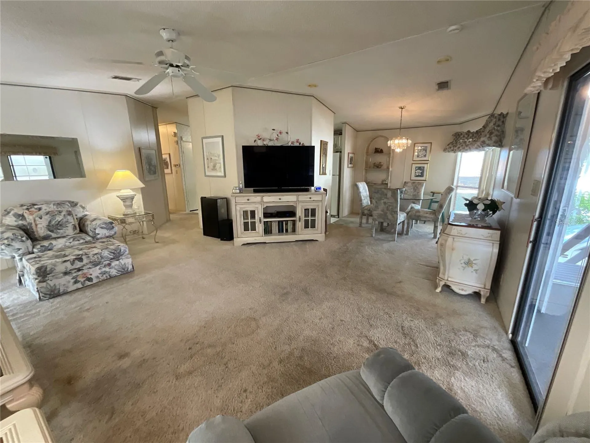 2607 Universal Drive Ruskin FL 33570