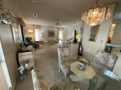 2607 Universal Drive Ruskin FL 33570