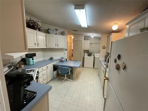 2607 Universal Drive Ruskin FL 33570