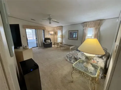 2607 Universal Drive Ruskin FL 33570
