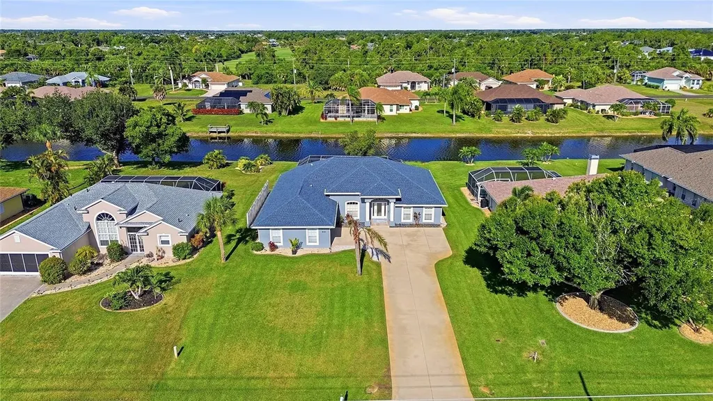 816 Boundary Boulevard Rotonda West FL 33947