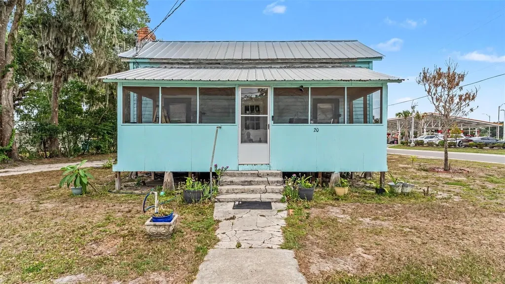 20 S Lanier Avenue Fort Meade FL 33841