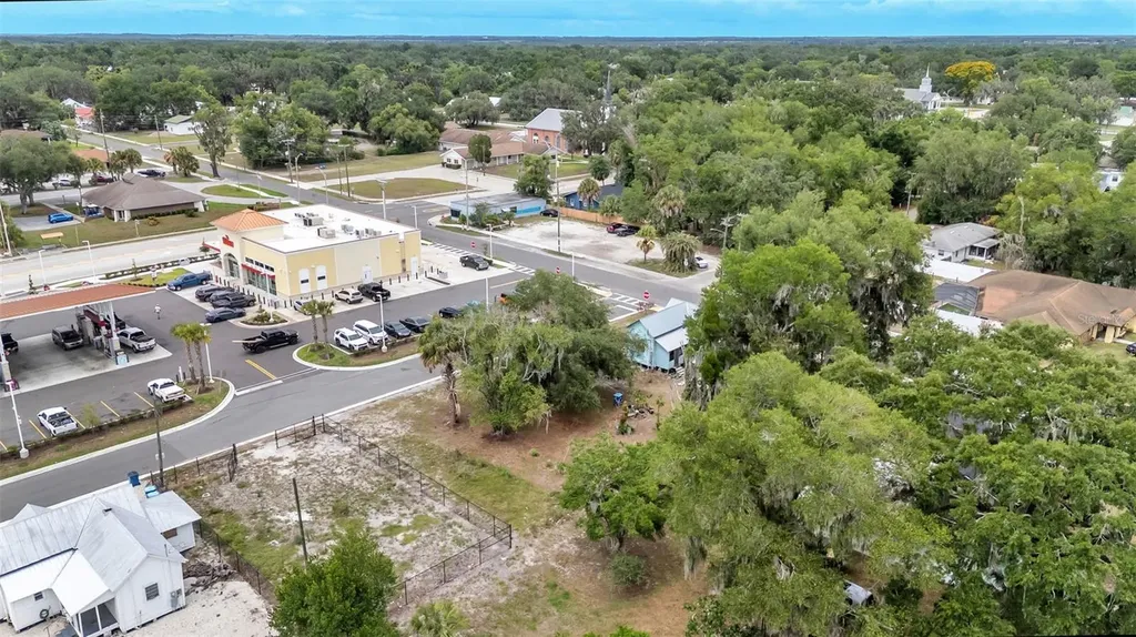 20 S Lanier Avenue Fort Meade FL 33841