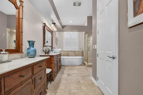 8944 Magnolia Chase Circle Tampa FL 33647
