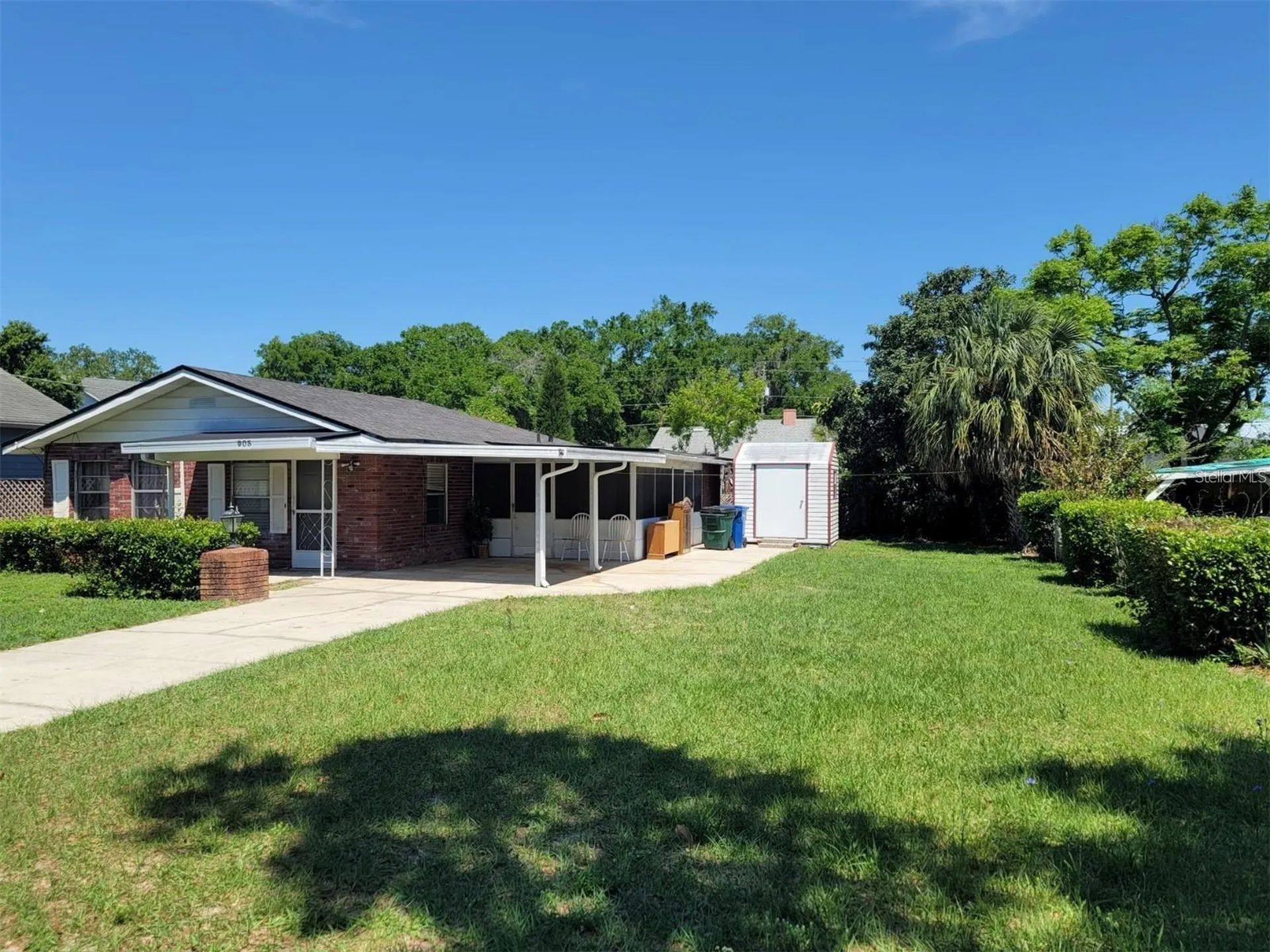 905 Avenue E NE Winter Haven FL 33881
