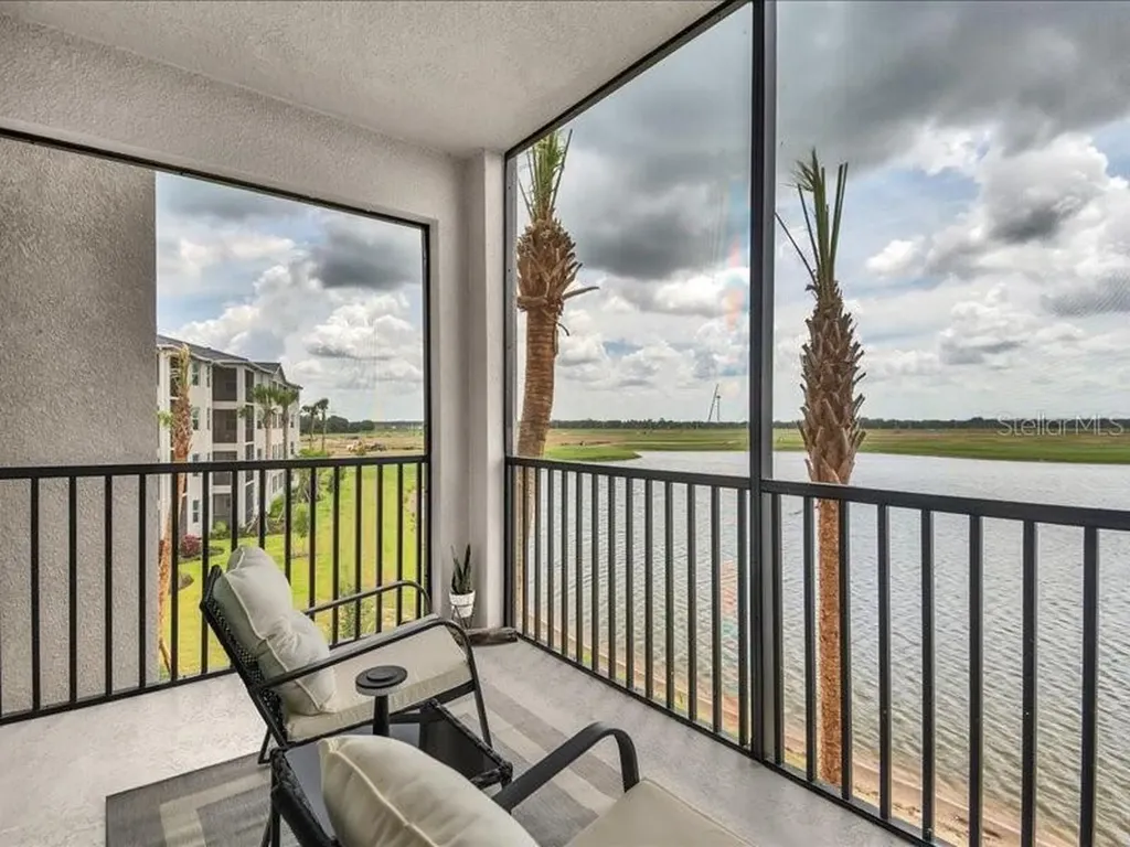 19116 Scallop Loop Lakewood Ranch FL 34211