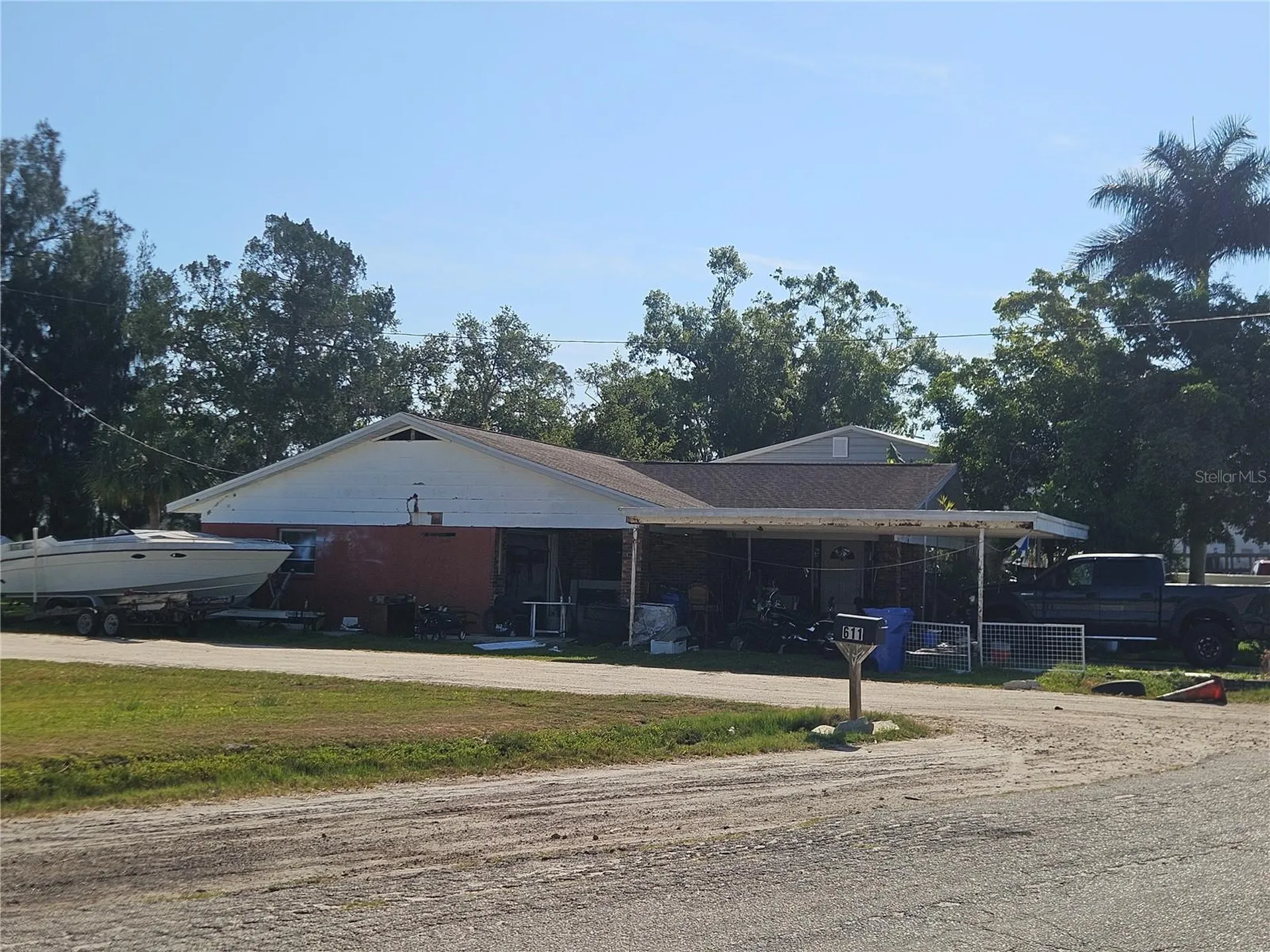 609 1st Avenue NW Ruskin FL 33570