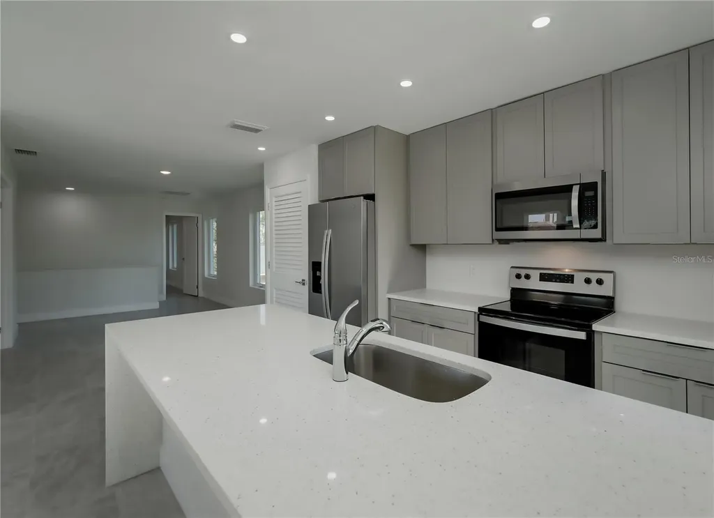 310 Hibiscus Street Tarpon Springs FL 34689