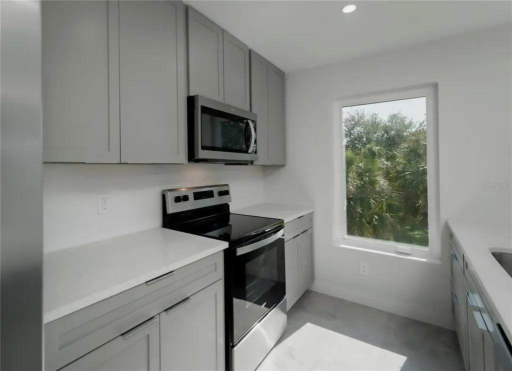 310 Hibiscus Street Tarpon Springs FL 34689