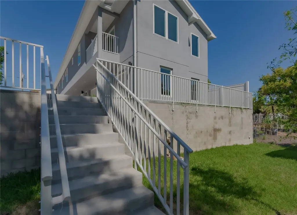 310 Hibiscus Street Tarpon Springs FL 34689