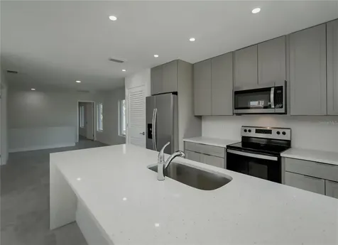 310 Hibiscus Street Tarpon Springs FL 34689