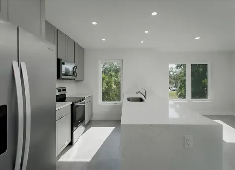 310 Hibiscus Street Tarpon Springs FL 34689