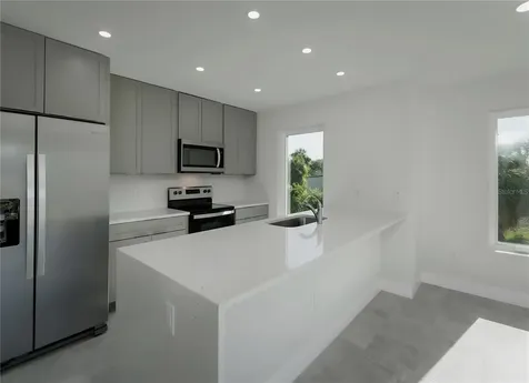 310 Hibiscus Street Tarpon Springs FL 34689